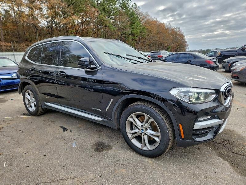 Photo 4 from auction – 2018 BMW X3 XDRIVE3 with VIN 5UXTR9C50JLC77683