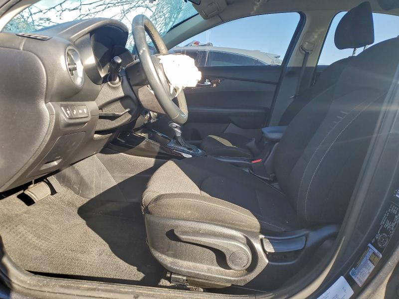 Photo 7 from auction – 2019 KIA FORTE EX with VIN 3KPF54AD7KE036895