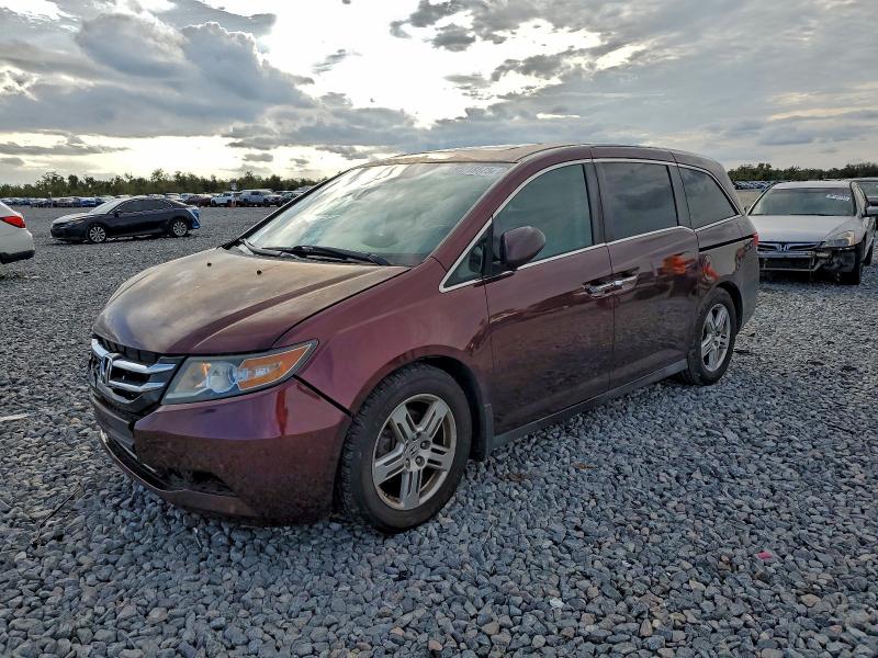HONDA ODYSSEY 2015 with VIN 5FNRL5H69FB076007 - Photo from auction