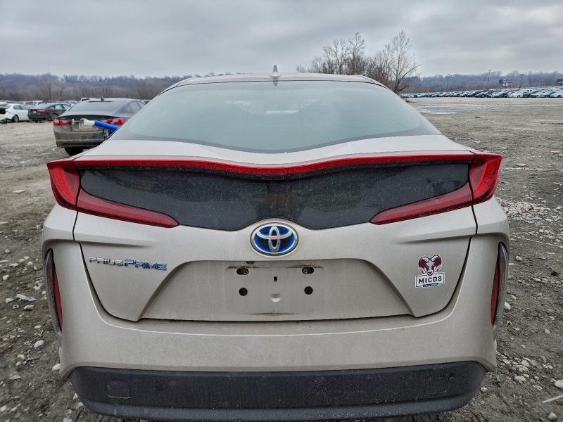 Photo 6 from auction – 2018 TOYOTA PRIUS PRIM with VIN JTDKARFPXJ3071611