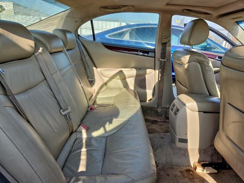 Photo 10 from auction – 2004 LEXUS ES 330 with VIN JTHBA30G940010759