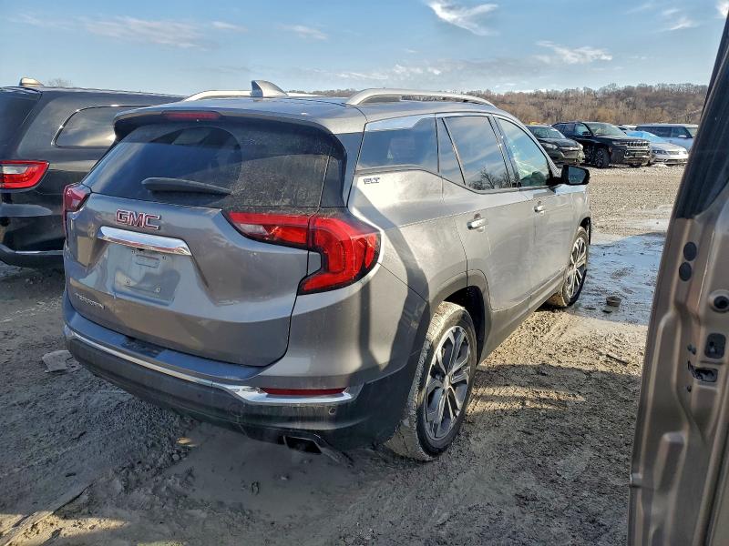 Photo 3 from auction – 2018 GMC TERRAIN SL with VIN 3GKALPEX4JL353084