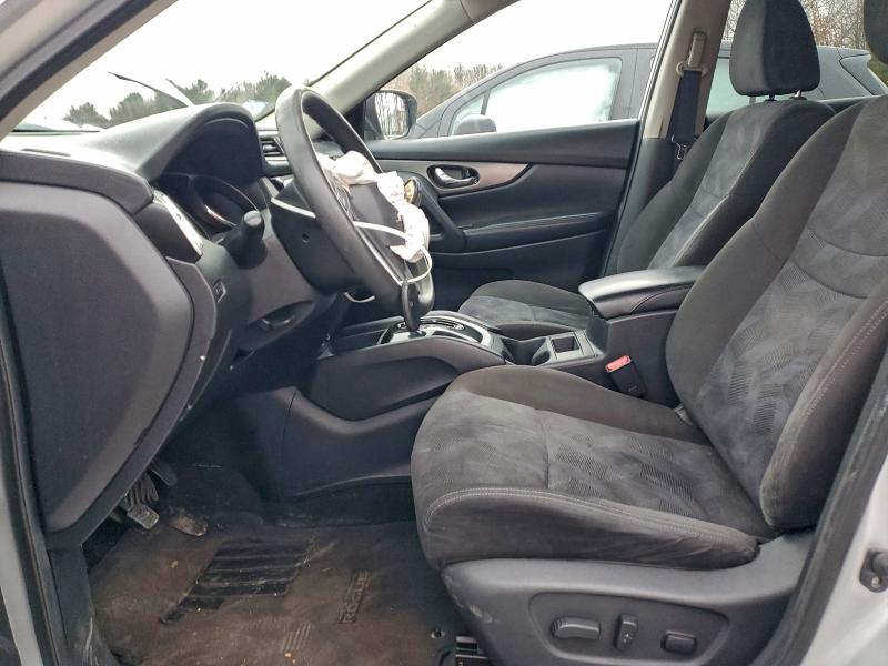 Photo 7 from auction – 2015 NISSAN ROGUE S with VIN KNMAT2MV1FP509849