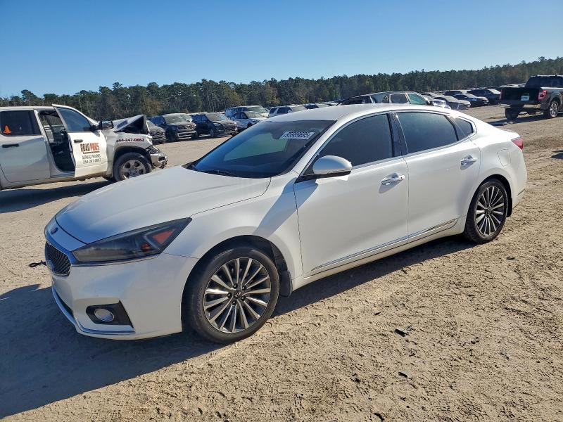KIA CADENZA 2017 with VIN KNALB4J11H5042307 - Photo from auction