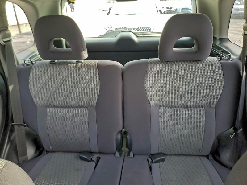 Foto 10 de la subasta – 2005 TOYOTA RAV4 con VIN JTEGD20VX50083966