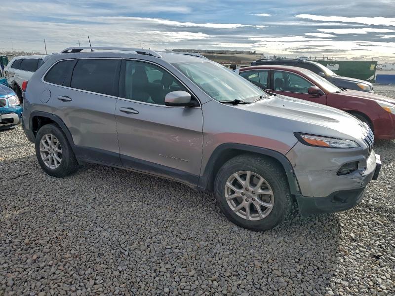 Photo 4 from auction – 2016 JEEP CHEROKEE L with VIN 1C4PJMCSXGW154657