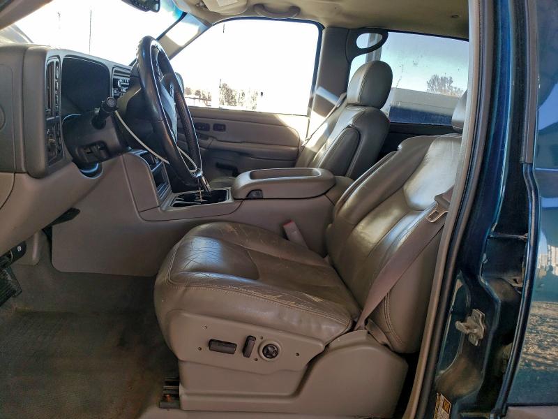 Photo 7 from auction – 2005 CHEVROLET AVALANCHE with VIN 3GNEK12Z65G281703