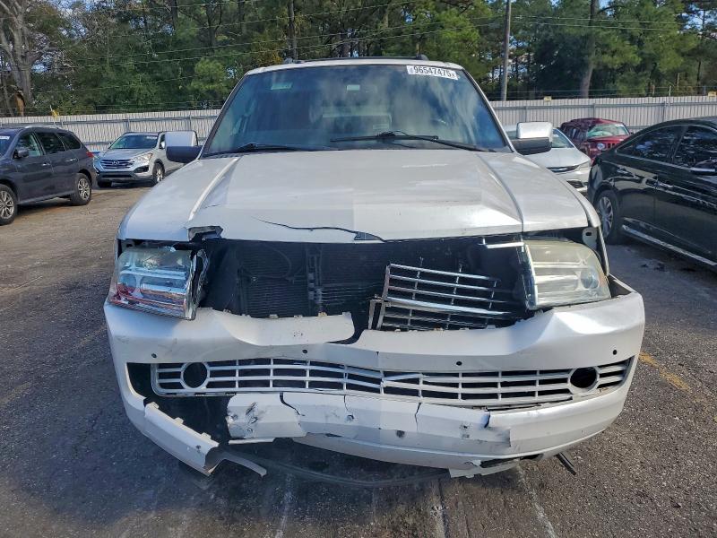 Photo 5 from auction – 2013 LINCOLN NAVIGATOR with VIN 5LMJJ2J53DEL00236