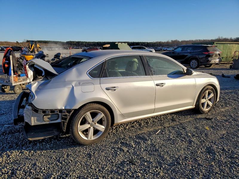 Photo 3 from auction – 2012 VOLKSWAGEN PASSAT SE with VIN 1VWBH7A31CC089967