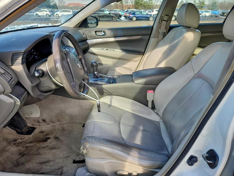 Photo 7 from auction – 2015 INFINITI Q40 with VIN JN1CV6AR3FM650623