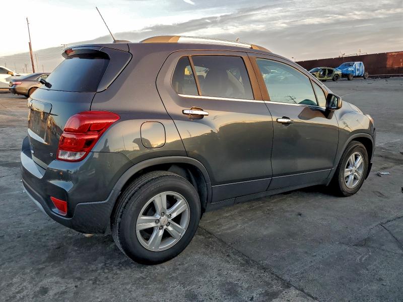 Foto 3 de la subasta – 2017 CHEVROLET TRAX 1LT con VIN KL7CJLSB2HB093546