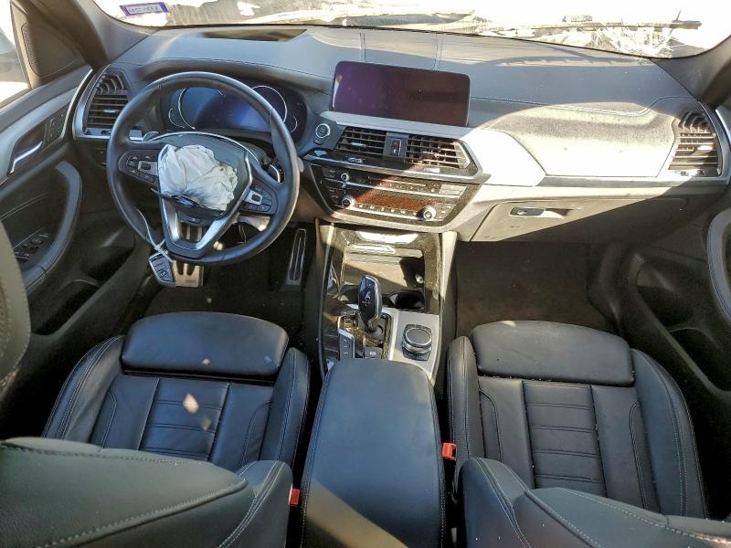 Photo 8 from auction – 2018 BMW X3 XDRIVE3 with VIN 5UXTR9C54JLD62753
