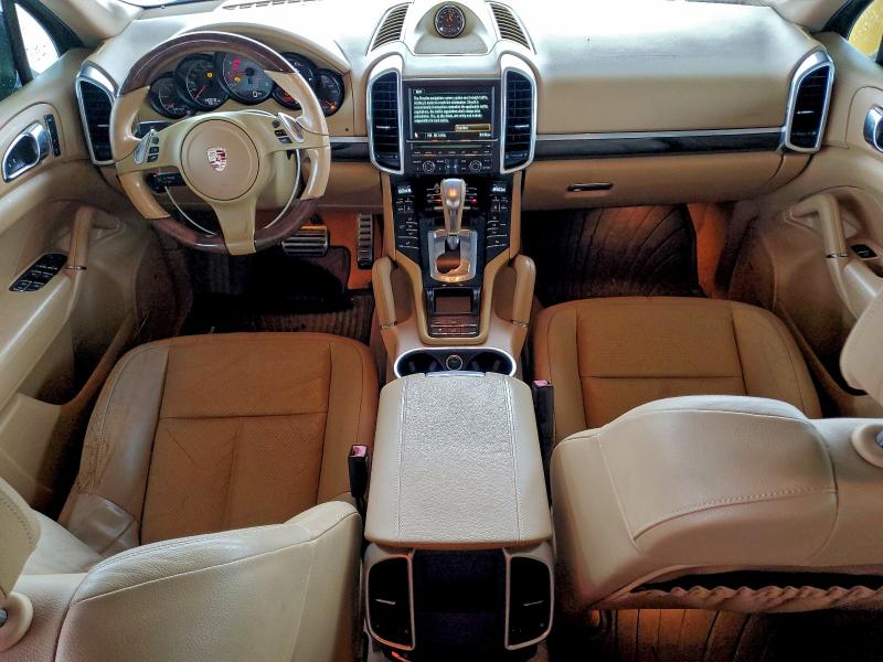 Photo 8 from auction – 2013 PORSCHE CAYENNE S with VIN WP1AE2A26DLA14439