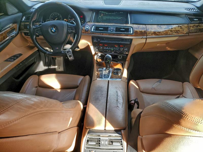 Photo 8 from auction – 2015 BMW 750 LI with VIN WBAYE8C55FD782076