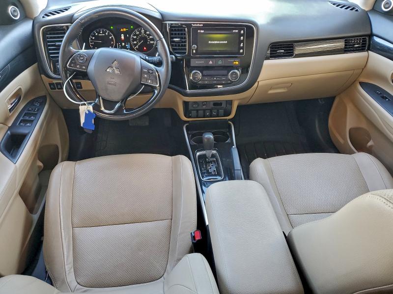 Zdjęcie 8 z aukcji – 2017 MITSUBISHI OUTLANDER z VIN JA4AD3A39HZ062971