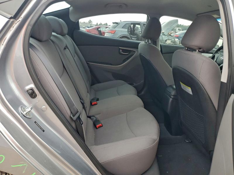 Photo 10 from auction – 2016 HYUNDAI ELANTRA SE with VIN 5NPDH4AE9GH753163