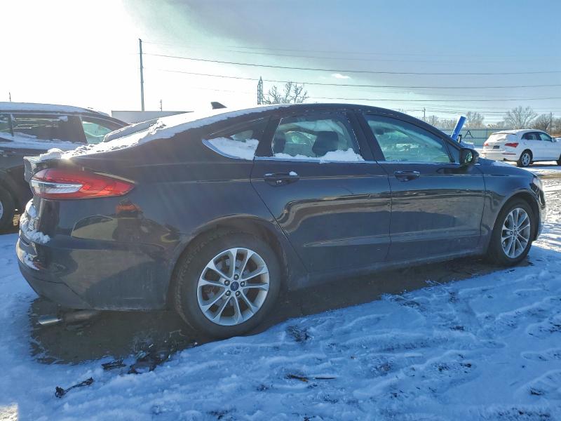 Photo 3 from auction – 2020 FORD FUSION SE with VIN 3FA6P0HD5LR221116