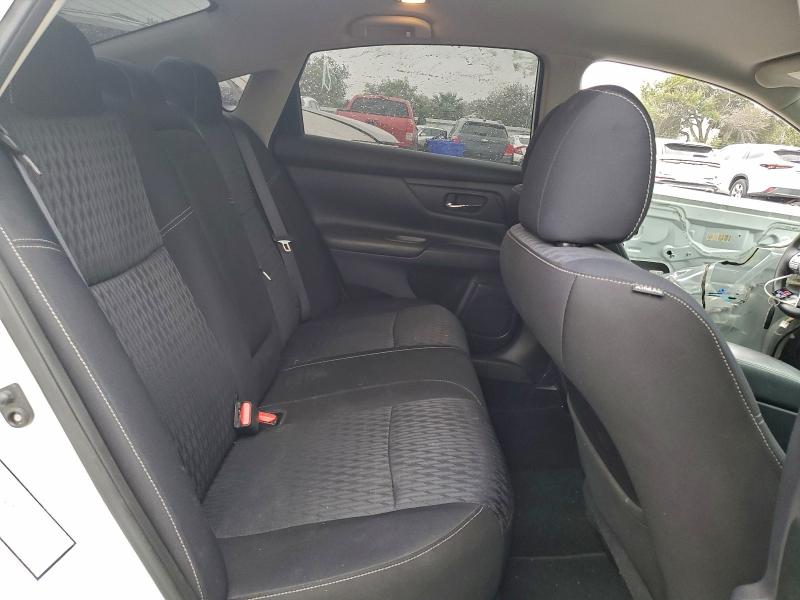 Photo 10 from auction – 2017 NISSAN ALTIMA with VIN 1N4AL3AP0HC195171