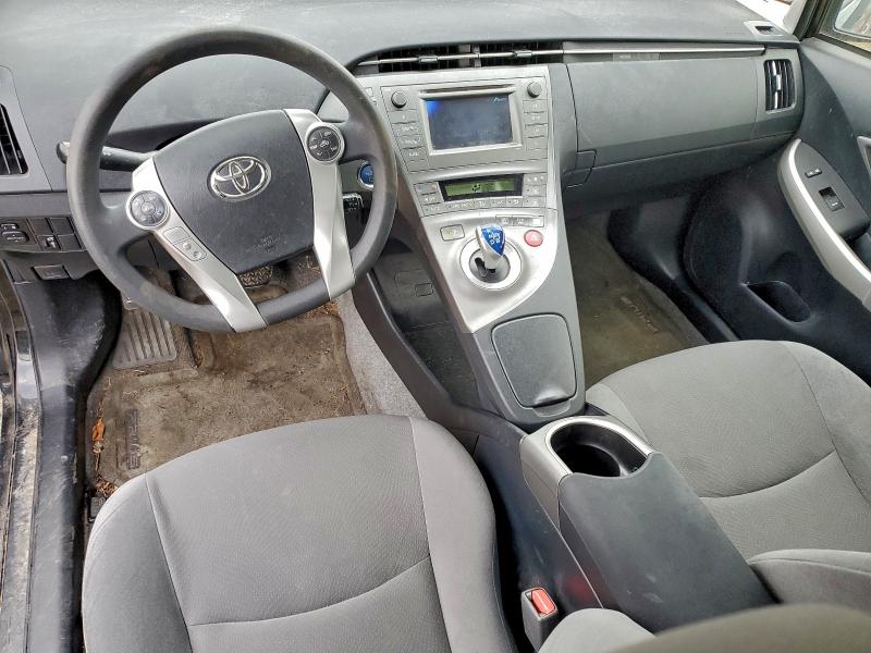 Photo 8 from auction – 2014 TOYOTA PRIUS with VIN JTDKN3DU8E1739157