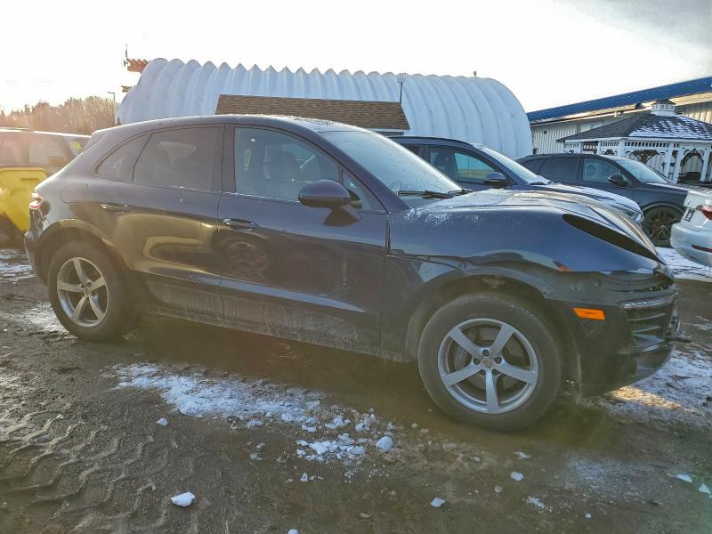 Photo 4 from auction – 2018 PORSCHE MACAN with VIN WP1AA2A55JLB14002