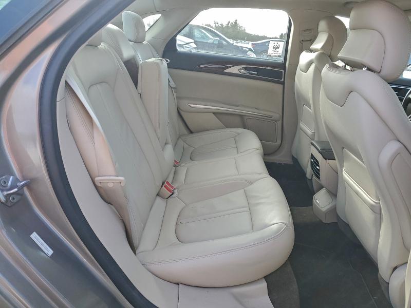Photo 10 from auction – 2016 LINCOLN MKZ with VIN 3LN6L2J92GR622065