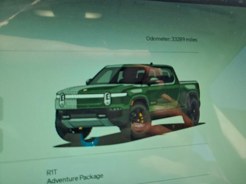 Photo 9 from auction – 2023 RIVIAN R1T ADVENT with VIN 7FCTGAAA9PN020650