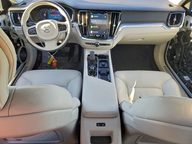 Photo 8 from auction – 2025 VOLVO S60 CORE with VIN 7JRL12GJ7SG367638