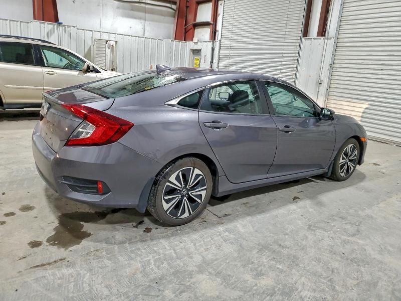 Photo 3 from auction – 2017 HONDA CIVIC EX with VIN 19XFC1F36HE209156