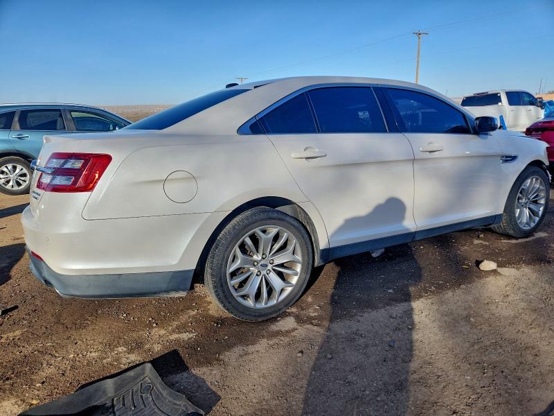 Photo 3 from auction – 2015 FORD TAURUS LIM with VIN 1FAHP2F82FG101151