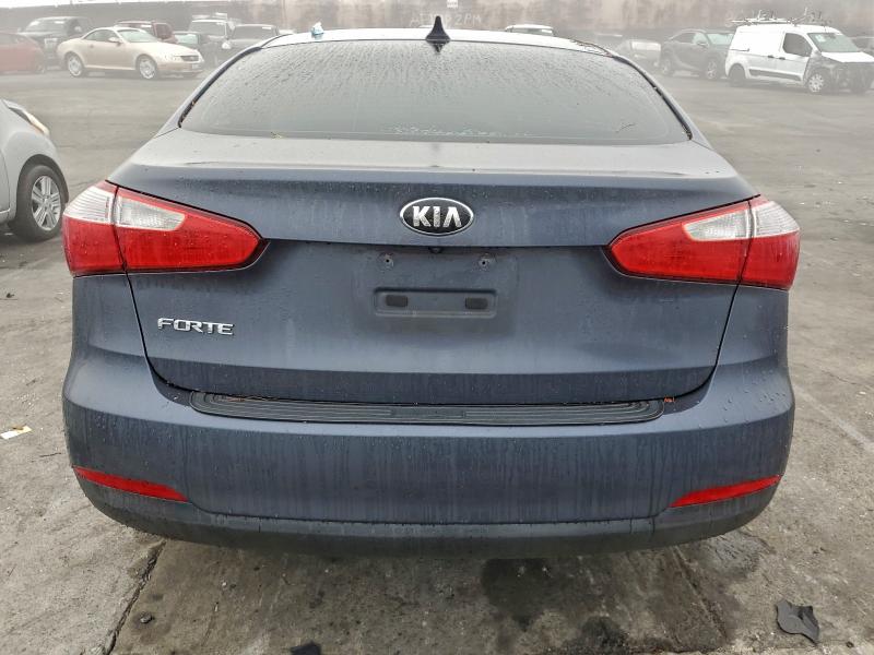 Photo 6 from auction – 2016 KIA FORTE LX with VIN KNAFX4A64G5537397