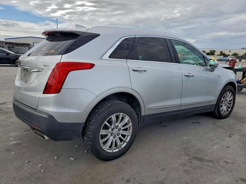 Photo 3 from auction – 2017 CADILLAC XT5 with VIN 1GYKNARS7HZ194161