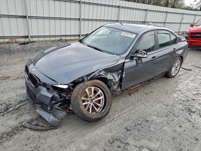 BMW 320 XI 2017 with VIN WBA8A3C35HK692177 - Photo from auction