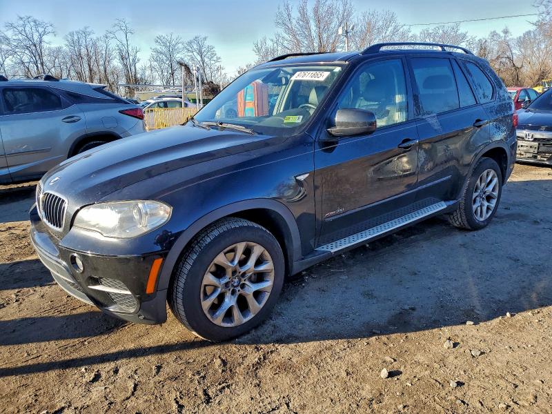 BMW X5 XDRIVE3 2012 with VIN 5UXZV4C59CL754782 - Photo from auction