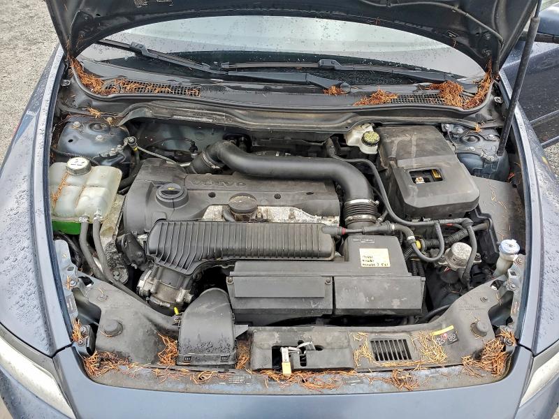 Photo 11 from auction – 2011 VOLVO S40 T5 with VIN YV1672MS9B2545659
