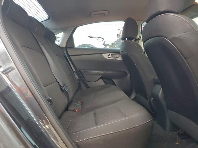 Photo 10 from auction – 2019 KIA FORTE FE with VIN 3KPF24AD3KE125937