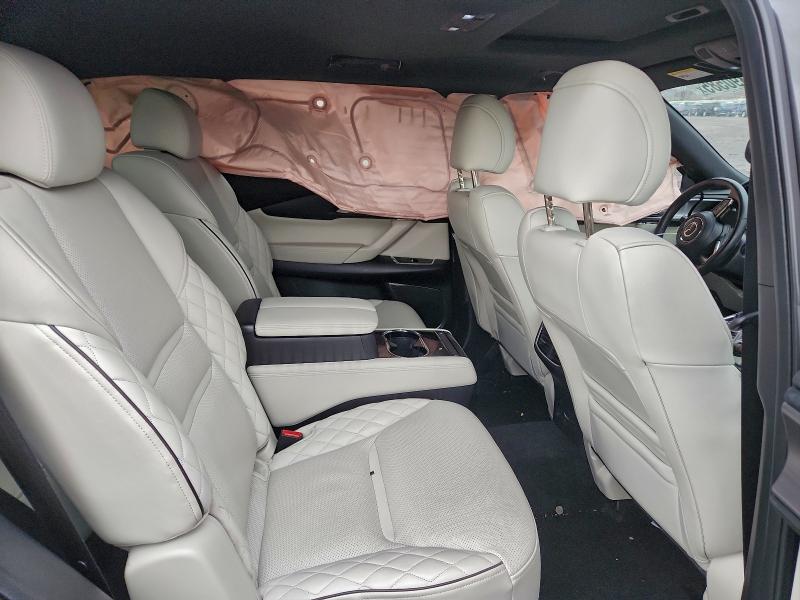 Photo 11 from auction – 2023 MAZDA CX-9 SIGNA with VIN JM3TCBEY7P0643901