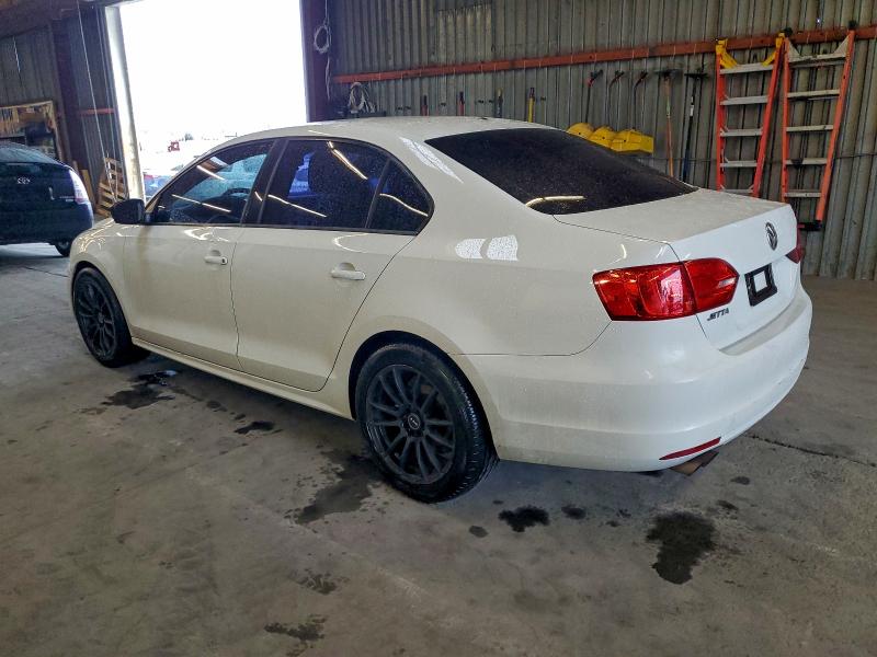 Photo 2 from auction – 2014 VOLKSWAGEN JETTA BASE with VIN 3VW2K7AJ3EM432439
