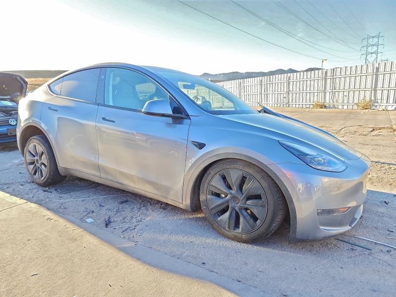 Photo 4 from auction – 2025 TESLA MODEL Y with VIN 7SAYGDEE2SF266914