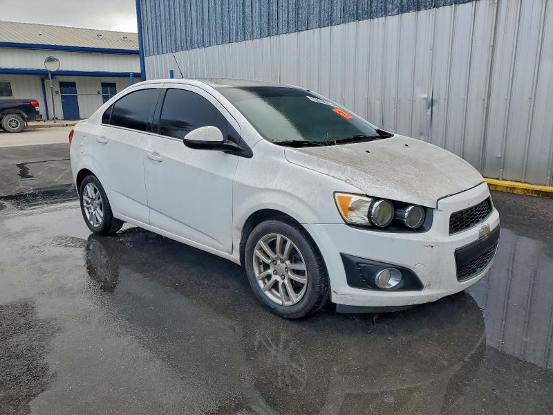 Photo 4 from auction – 2015 CHEVROLET SONIC LT with VIN 1G1JC5SH6F4180171