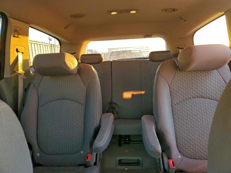 Photo 10 from auction – 2011 CHEVROLET TRAVERSE L with VIN 1GNKRGED6BJ356797