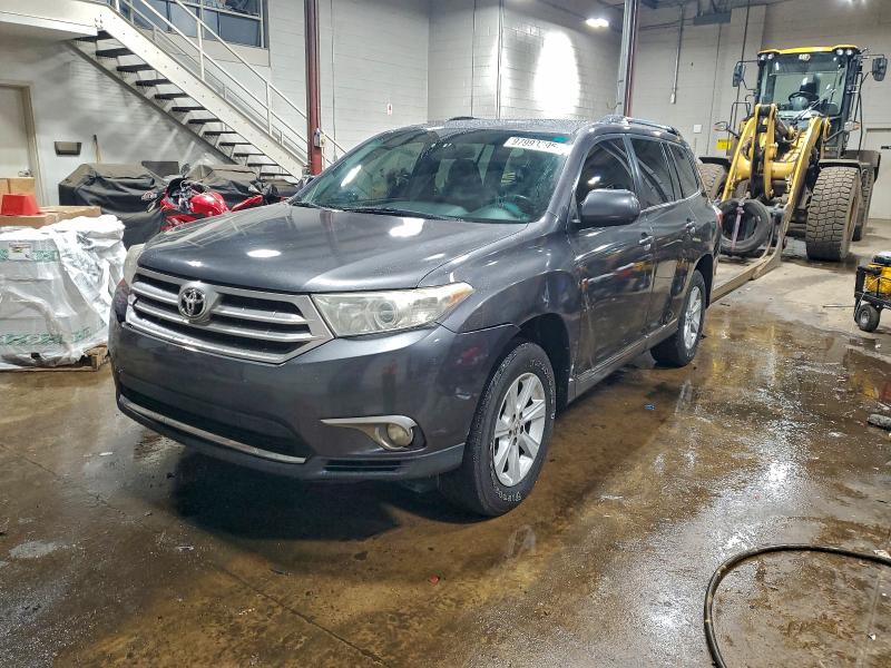TOYOTA HIGHLANDER 2012 with VIN 5TDBK3EHXCS145017 - Photo from auction