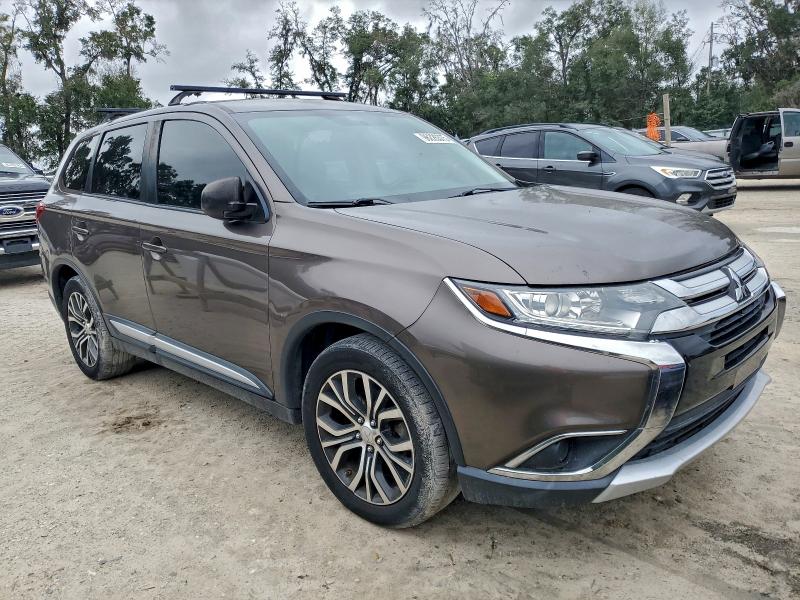 Фото 4 с аукциона – 2016 MITSUBISHI OUTLANDER с VIN JA4AD2A32GZ049259