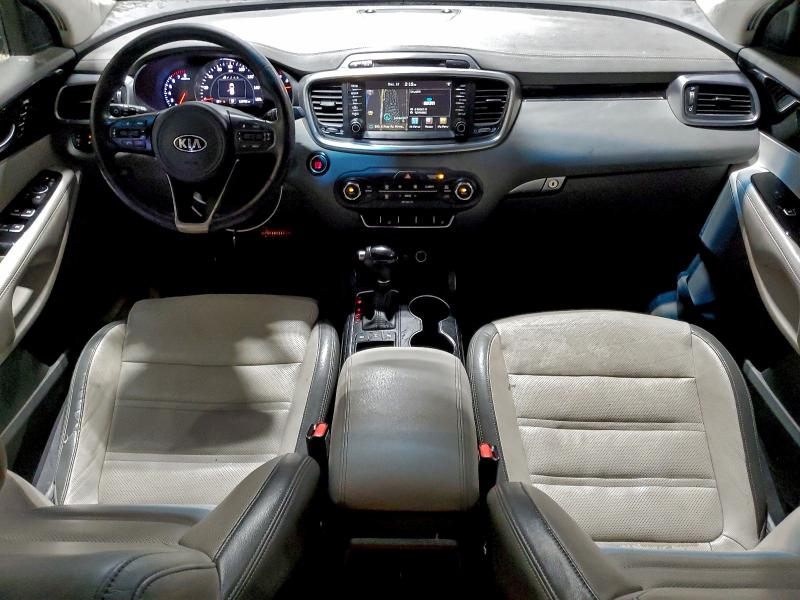 Photo 8 from auction – 2016 KIA SORENTO SX with VIN 5XYPKDA56GG017609