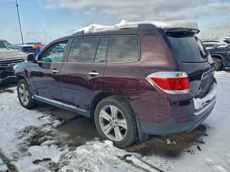 Photo 2 from auction – 2012 TOYOTA HIGHLANDER with VIN 5TDDK3EH0CS118871