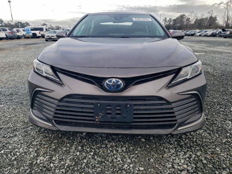 Photo 5 from auction – 2022 TOYOTA CAMRY LE with VIN 4T1C31AK9NU576563