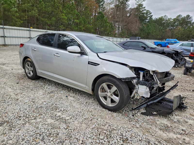 Photo 4 from auction – 2015 KIA OPTIMA LX with VIN 5XXGM4A70FG401139