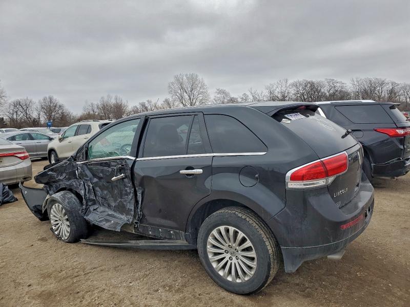 Photo 2 from auction – 2013 LINCOLN MKX with VIN 2LMDJ8JK4DBL04353
