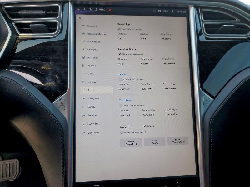 Photo 9 from auction – 2017 TESLA MODEL S with VIN 5YJSA1E11HF223335