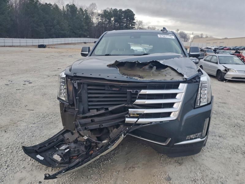 Photo 5 from auction – 2019 CADILLAC ESCALADE L with VIN 1GYS4BKJ2KR294945