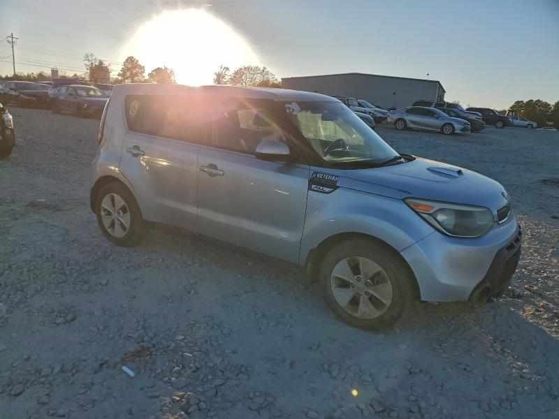 Photo 4 from auction – 2015 KIA SOUL with VIN KNDJN2A26F7771015